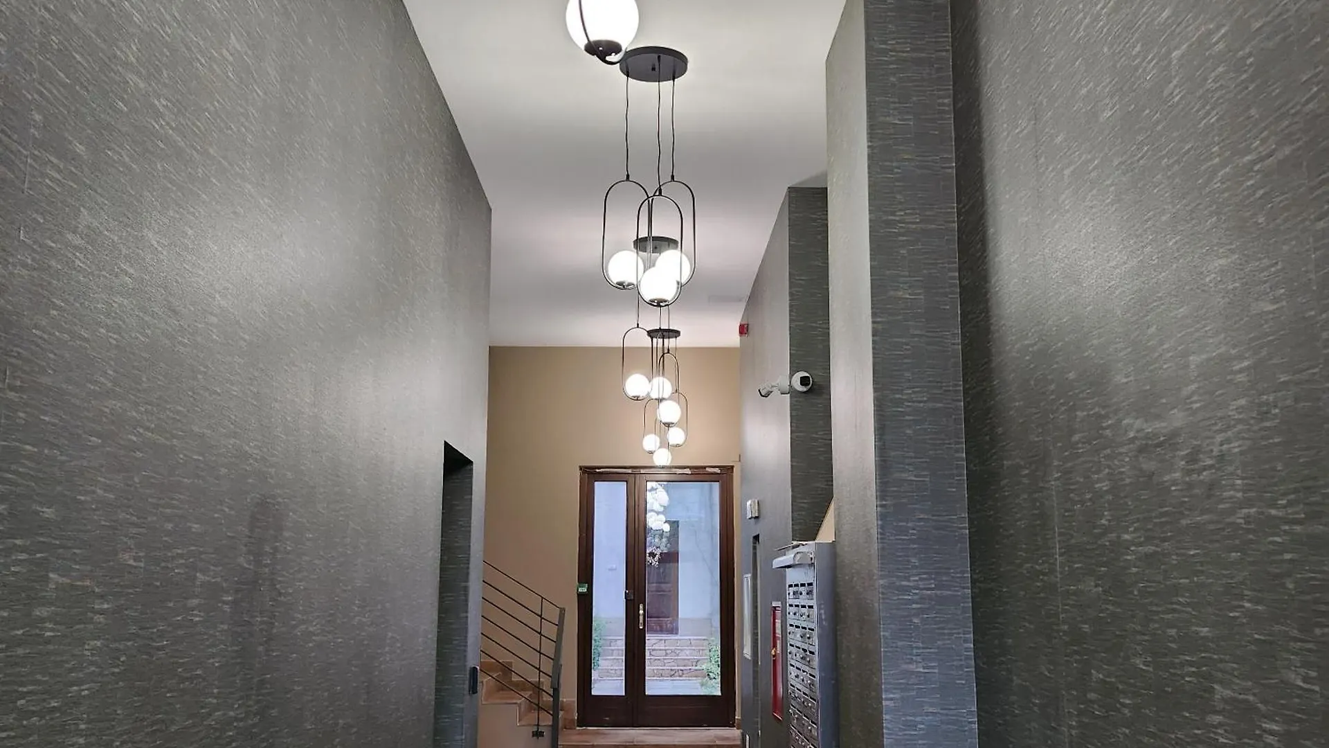 Cloud Apartment Gozsdu בודפשט